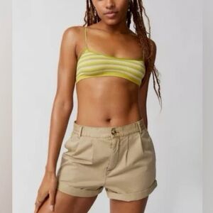 NWT BDG Blair Chino Pleated Shorts Khaki Cotton Twill Size Medium